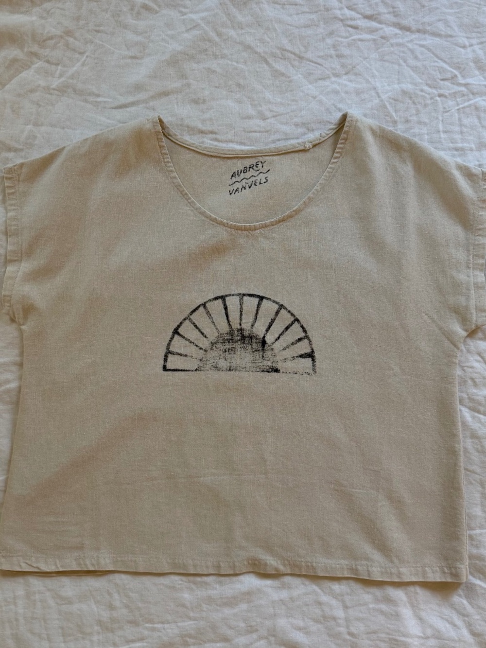 Aubrey Vanvels Linen Top